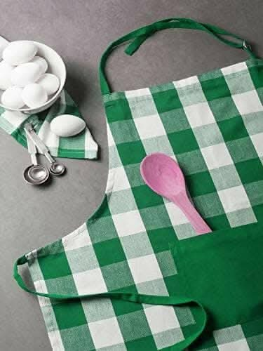 Lushomes Green Checkered Kitchen Apron for Men and Women (Size: 70x80cms) Discount