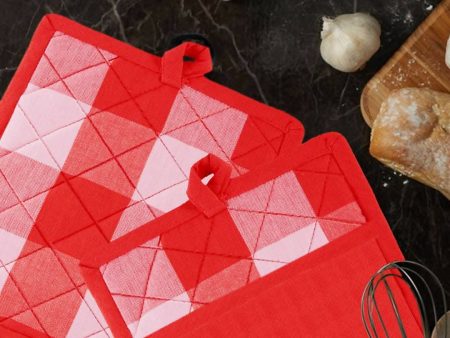 Lushomes pot holder, Buffalo Checks Kitchen Hot pot holder for kitchen, microwave accessories, microwave hand gloves (Pack of 2, Size 9 x 8) (Red) Online now